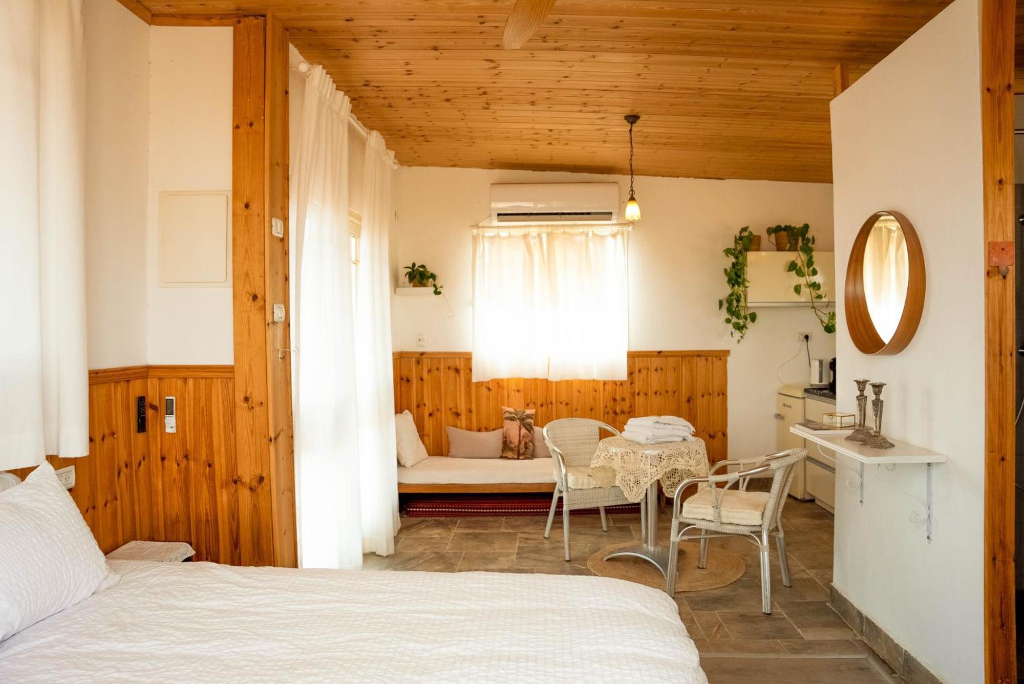 Tobiana Desert Lodging Negev 'Ezuz Dış mekan fotoğraf